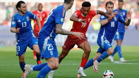 Italien und die Schweiz im Achtelfinal-Duell