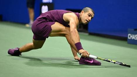 Carlos Alcaraz zog bei den US Open ins Achtelfinale ein