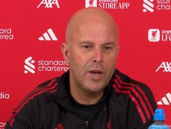 Liverpool-Trainer Arne Slot spricht über die Position von Florian Wirtz und verrät, wo er ihn am liebsten spielen lassen will. 