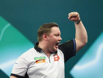 Um 00:09 steht auch Schindlers Gegner fest