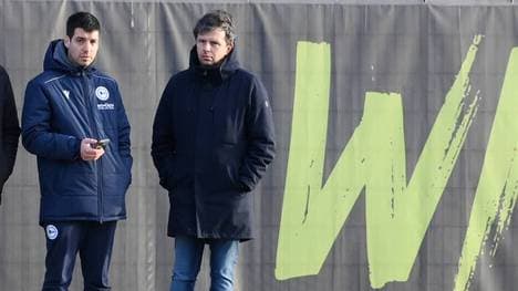 Samir Arabi (oben r.) tritt bei Arminia Bielefeld als Geschäftsführer Sport zurück