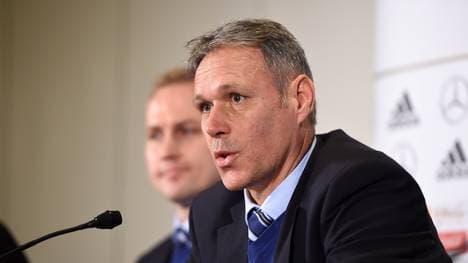 Marco van Basten beendet nach zwei Jahren seine Tätigkeit bei der FIFA