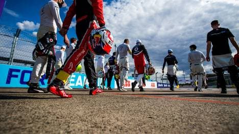 Formel 1 wird weiterhin live bei Sky übertragen