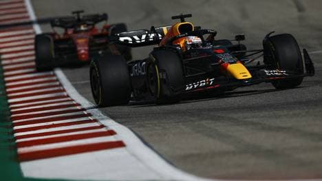 Verstappen startet das Rennen vor Alonso