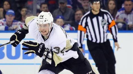 Pittsburgh Penguins v New York Rangers