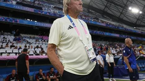 Hrubesch bleibt trotz Niederlage noch entspannt