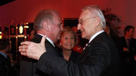 Uli Hoeneß und Edmund Stoiber (r.)