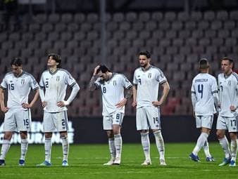 Nach dem Aus bei der WM Qualifikation zeigen sich die Fans der Italiener sichtlich enttäuscht und schockiert.