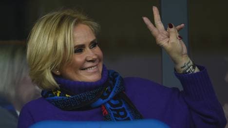 Claudia Effenberg steht hinter ihrem Mann Stefan