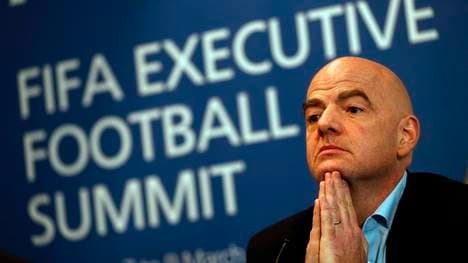 FBL-EUR-C1-ESP-FRA-BARCELONA-PSG-FIFA-INFANTINO