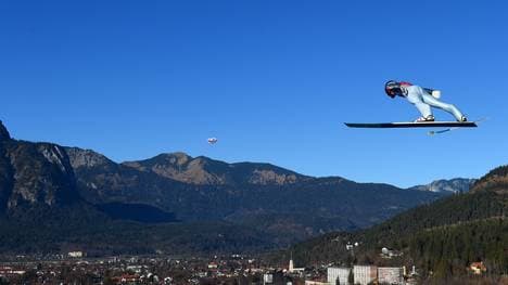 SKI-JUMPING-FOUR-HILLS-GER
