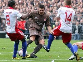 Am Freitagabend ist der Hamburger SV in der Hansestadt zu Gast zum Derby beim FC St. Pauli am Millerntor. Hamburg brennt auf das 113. Stadtderby der beiden Rivalen.
