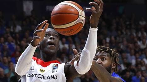 Basketball: Deutschland verliert gegen Italien - Schröder bester Werfer