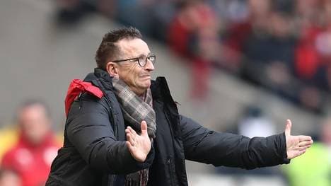 VfB Stuttgart v 1. FC Kaiserslautern - Second Bundesliga