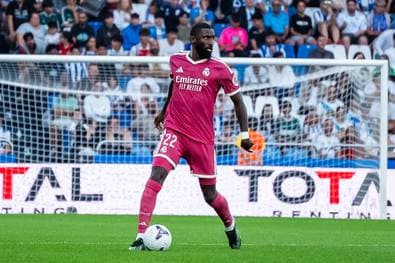 Rüdiger räumt Aubameyang ab