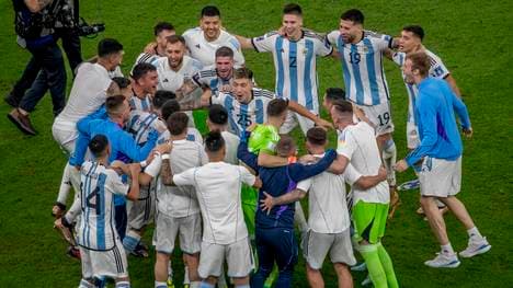 Argentinien feiert den Finaleinzug bei der WM