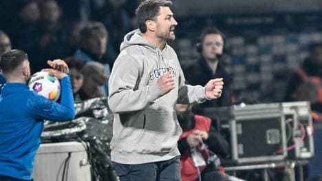 Endlich ein Sieg: VfL-Trainer Heiko Butscher 