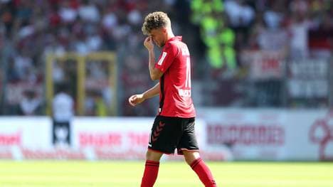 FREIBURG IM BREISGAU, GERMANY - AUGUST 31: Gian-Luca Waldschmidt of Sport-Club Freiburg reacts during the Bundesliga match between Sport-Club Freiburg and 1. FC Koeln at Schwarzwald-Stadion on August 31, 2019 in Freiburg im Breisgau, Germany. (Photo by Simon Hofmann/Bongarts/Getty Images)