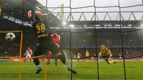 Borussia Dortmund v AS Monaco - UEFA Champions League Quarter Final: First Leg