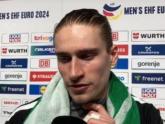 Die deutschen Handballer verlieren ihr letztes Hauptrundenspielen gegen Kroatien deutlich mit 24:30. Juri Knorr entschuldigt sich im Nachgang bei den Fans.