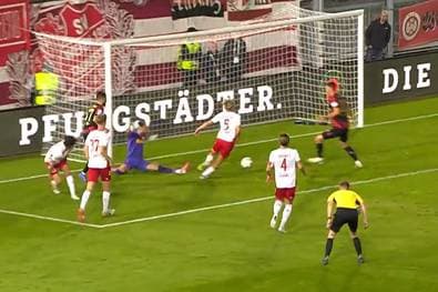 Horror-Serie ausgebaut: Jahn-Krise verschärft sich weiter