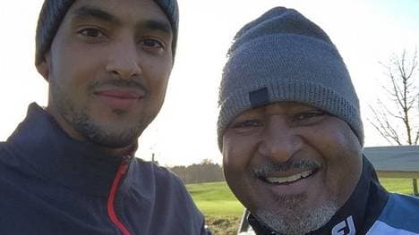 Es muss nicht immer Fußball sein: Theo Walcott und sein Papa hatten eine gute Zeit beim Golf.