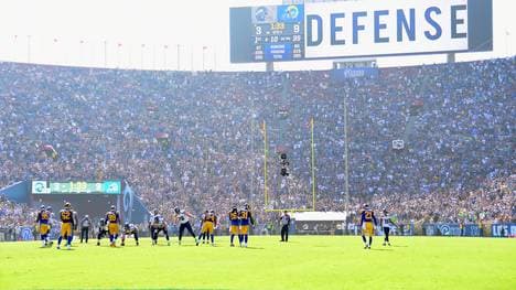 Seattle Seahawks v Los Angeles Rams