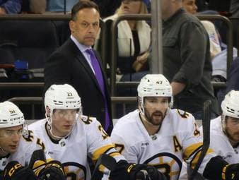 Die Boston Bruins, Team des deutschen Headcoaches Marco Sturm, besiegen die Toronto Maple Leafs zum zweiten Mal innerhalb weniger Tage.