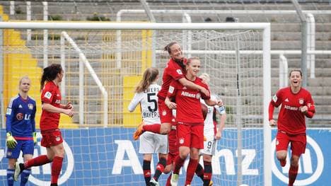 FC Bayern Muenchen v Bayer Leverkusen - Allianz Frauen-Bundesliga