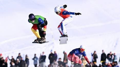 Leon Ulbricht (l.) bei den Winterspielen