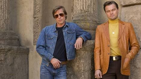 Brad Pitt (l.) verkörperte in "Once upon a time in Hollywood" eine von "Judo" Gene LeBell inspirierte Figur
