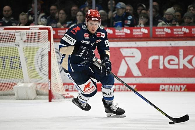 Bundestrainer nimmt eine Änderung vor