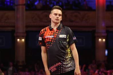 Pietreczko bringt Littler ins Schwitzen