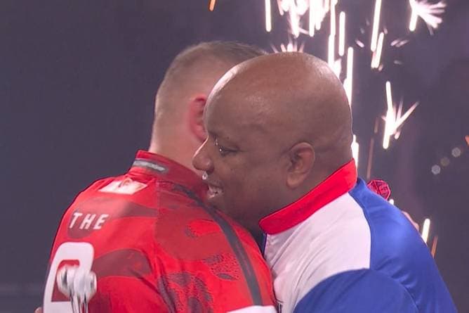 Showman chancenlos: Aspinall mit Ausrufezeichen