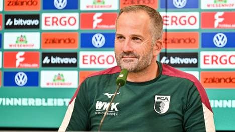 Trainer Manuel Baum vom FC Augsburg