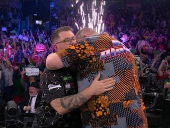 Lukas Wenig scheitert bei seinem Debüt im Ally Pally gegen Wesley Plaisier und muss nach nur einem Spiel bei der Darts-WM den Heimweg antreten.