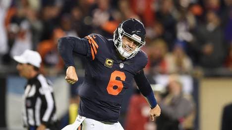 Minnesota Vikings v Chicago Bears