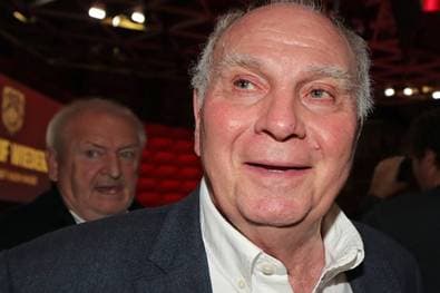 Effenberg springt Hoeneß zur Seite