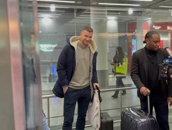 Dzeko in Deutschland gelandet