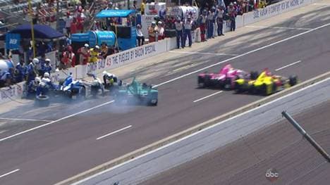 Unfall in der Box bei Indy 500