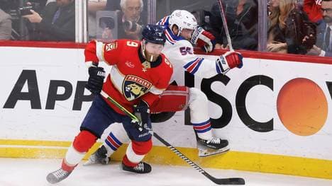 Bennett trifft zum 1:0 für die Panthers