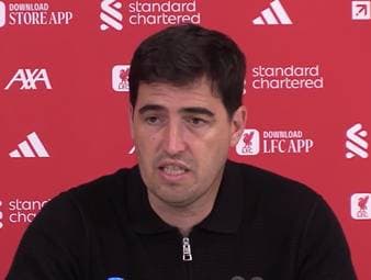 Mit seinem Assist und zudem aberkanntem Tor hätte Florian Wirtz die Reds gegen Nottingham beinahe zum Sieg geführt. Trainer Andoni Iraola hat keine Zweifel, dass der deutsche Nationalspieler in dieser Saison immer besser wird.