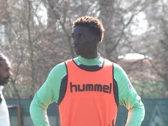 Karim Coulibaly ist ein Toptalent von Werder Bremen. Der Innenverteidiger könnte Werder im Sommer einen Geldregen einbringen.