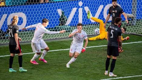 Álvaro Morata und Cesar Azpilicueta trafen bei Spaniens Spektakel