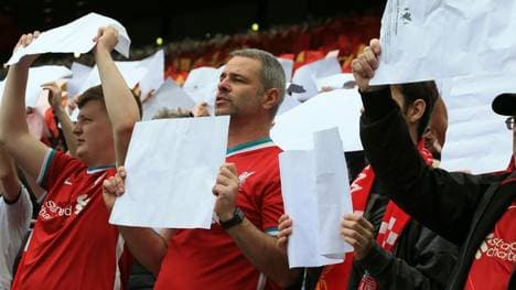 Fans erinnern an die Opfer von Hillsborough