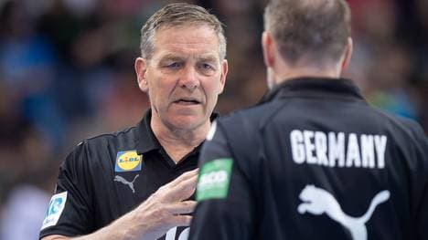 Alfred Gíslason reagiert auf das Handball-Beben bei den Füchsen