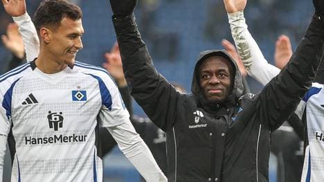 Jean-Luc Dompé (r., mit Davie Selke) bleibt dem HSV treu