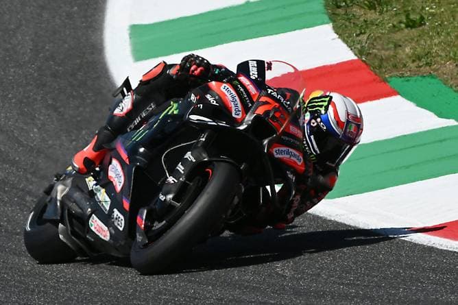 Bezzecchi feiert Sieg in Mugello
