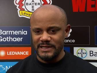 Vincent Kompany versteht zwei Entscheidungen von Schiedsrichter Christian Dingert beim Remis gegen Leverkusen nicht - ihn betrübt insbesondere die Sperre von Luis Díaz. 