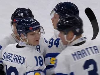 Finnland hat sich mit einem 4:2-Erfolg gegen Kanada den zweiten Platz im WM-Finale gesichert. Dank einer disziplinierten Defensivleistung treffen die Finnen nun im Endspiel auf Gastgeber Schweiz. 